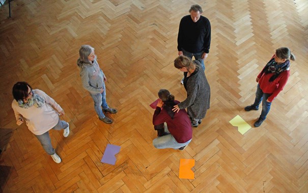 Familienstellen-Maya